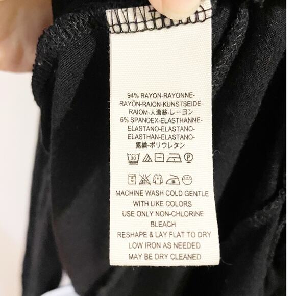 Free People Classic Black Deep V-Neck Shirt with Shoulder Padding Size Large - Picture 5 of 11